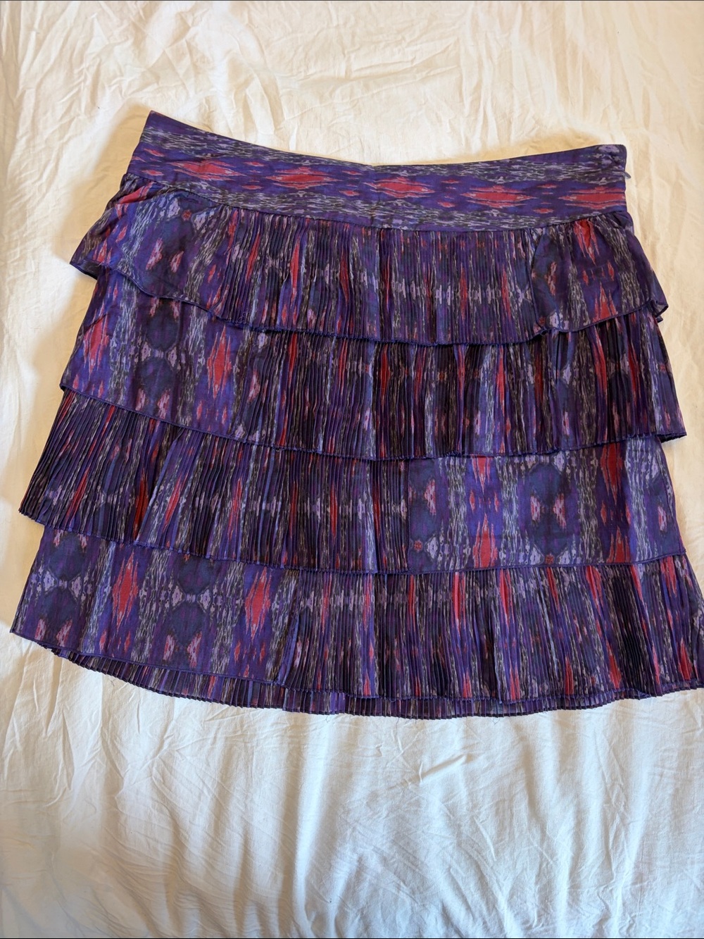 GAP Ladies Silk/Cotton Blend Purple Tiered Pleated Mini Skirt with Red Accents